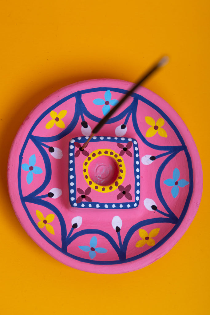 Hand Painted Pink Rangoli Clay Ash Catcher | Birch&Yarn
