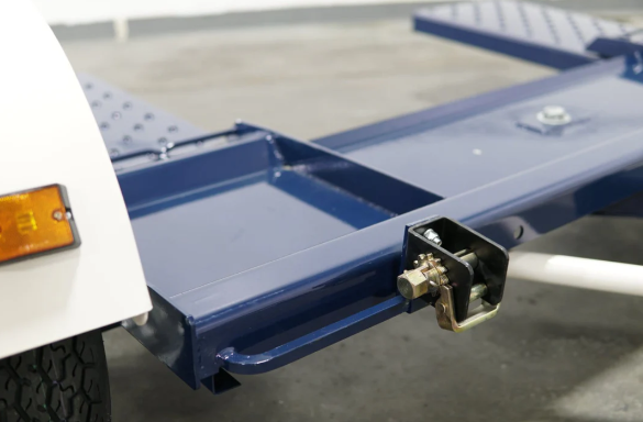 Dolly with Surge Brakes