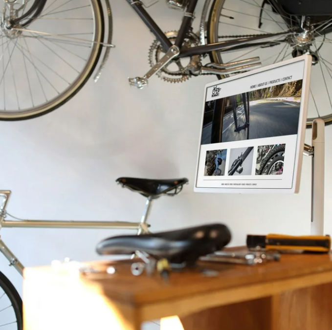 StanbyME LED Full HD Touch Screen Smart TV