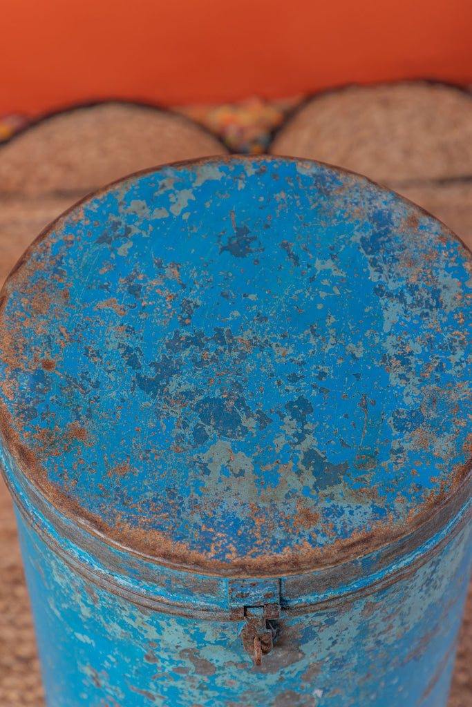 Blue Vintage Iron Round Trunk