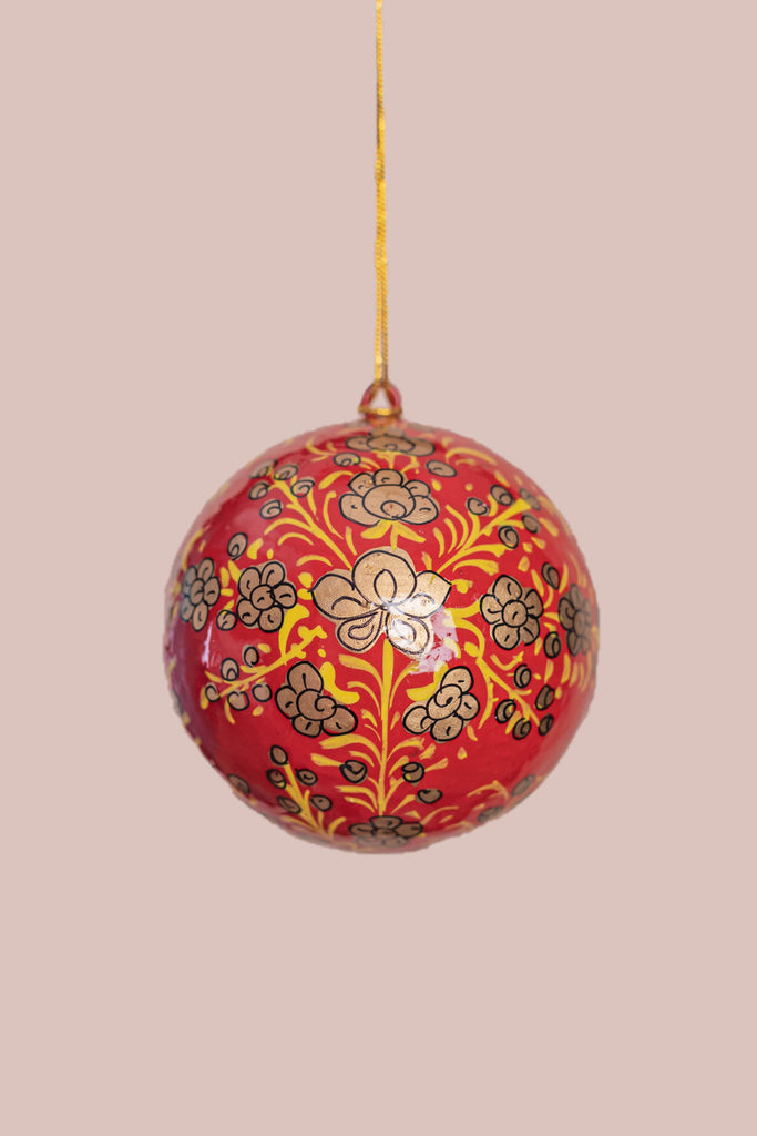 Hand Painted Clover Leaf Gold & Red Christmas Bauble | Birch&Yarn