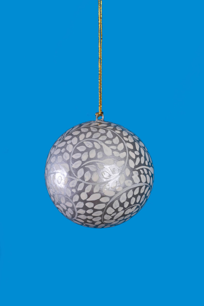 Hand Painted Leaves Silver & White Christmas Bauble | Birch&Yarn