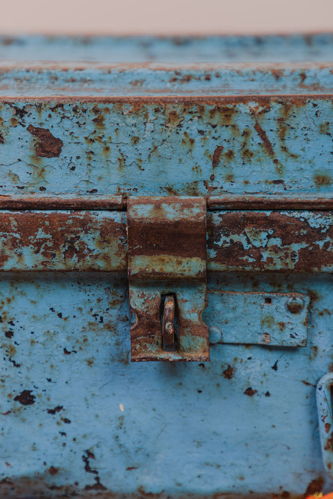 Rustic Blue Vintage&Antique Iron Trunk | Birch&Yarn